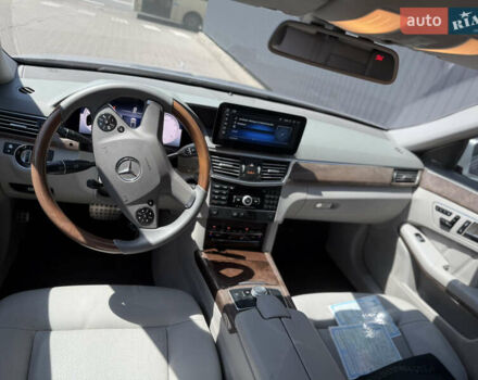 Серый Мерседес Е-Класс, объемом двигателя 2.99 л и пробегом 283 тыс. км за 13500 $, фото 11 на Automoto.ua