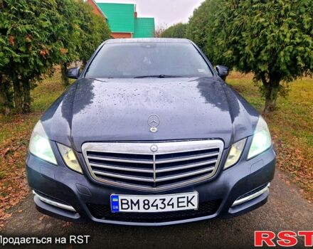 Серый Мерседес Е-Класс, объемом двигателя 2.1 л и пробегом 203 тыс. км за 11800 $, фото 6 на Automoto.ua