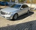 Сірий Мерседес Е-Клас, об'ємом двигуна 2.14 л та пробігом 354 тис. км за 11000 $, фото 1 на Automoto.ua