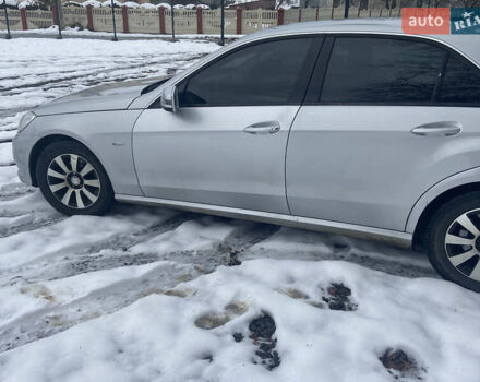 Сірий Мерседес Е-Клас, об'ємом двигуна 2.14 л та пробігом 209 тис. км за 11000 $, фото 11 на Automoto.ua