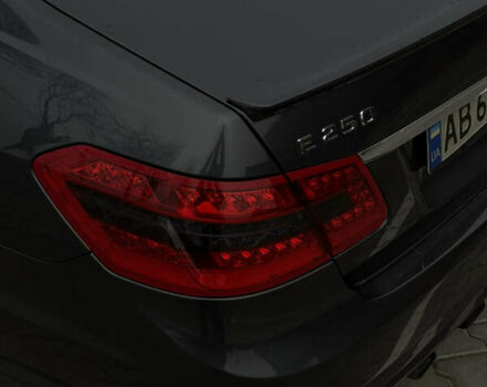 Сірий Мерседес Е-Клас, об'ємом двигуна 2.2 л та пробігом 344 тис. км за 14500 $, фото 16 на Automoto.ua