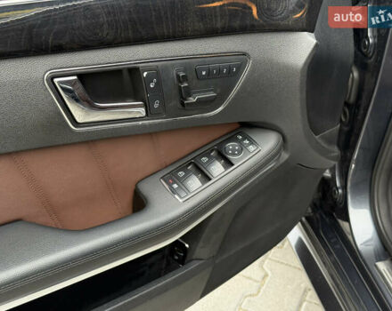 Сірий Мерседес Е-Клас, об'ємом двигуна 2.2 л та пробігом 344 тис. км за 14500 $, фото 10 на Automoto.ua