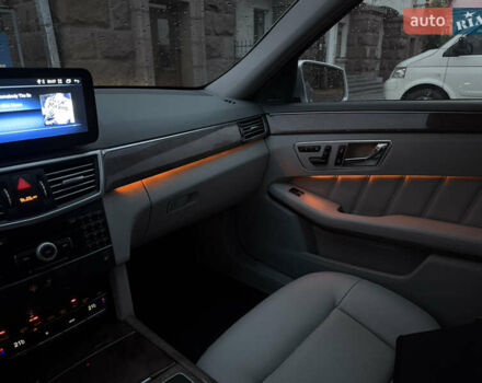 Серый Мерседес Е-Класс, объемом двигателя 2.99 л и пробегом 283 тыс. км за 13500 $, фото 22 на Automoto.ua