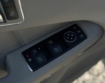 Серый Мерседес Е-Класс, объемом двигателя 1.8 л и пробегом 211 тыс. км за 12000 $, фото 7 на Automoto.ua