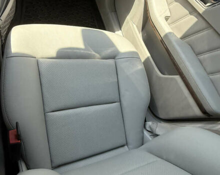 Серый Мерседес Е-Класс, объемом двигателя 2.99 л и пробегом 283 тыс. км за 13500 $, фото 19 на Automoto.ua