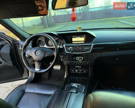 Сірий Мерседес Е-Клас, об'ємом двигуна 2.14 л та пробігом 385 тис. км за 10500 $, фото 21 на Automoto.ua