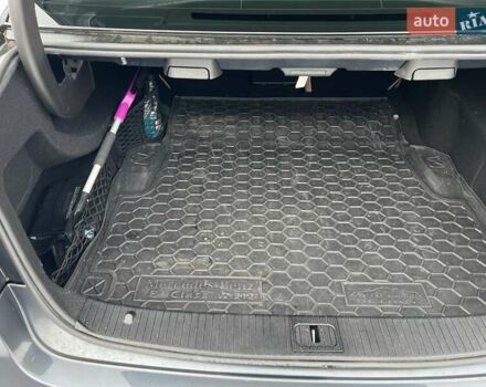 Сірий Мерседес Е-Клас, об'ємом двигуна 2.14 л та пробігом 260 тис. км за 12900 $, фото 13 на Automoto.ua