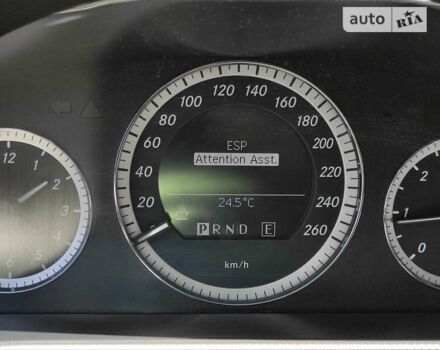 Сірий Мерседес Е-Клас, об'ємом двигуна 2.2 л та пробігом 387 тис. км за 12200 $, фото 21 на Automoto.ua