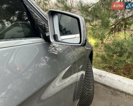 Серый Мерседес Е-Класс, объемом двигателя 2.2 л и пробегом 288 тыс. км за 11550 $, фото 9 на Automoto.ua