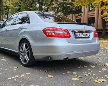 Сірий Мерседес Е-Клас, об'ємом двигуна 1.8 л та пробігом 260 тис. км за 12200 $, фото 5 на Automoto.ua