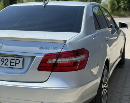 Серый Мерседес Е-Класс, объемом двигателя 2.99 л и пробегом 283 тыс. км за 13500 $, фото 8 на Automoto.ua