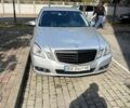 Сірий Мерседес Е-Клас, об'ємом двигуна 2.14 л та пробігом 354 тис. км за 11000 $, фото 2 на Automoto.ua