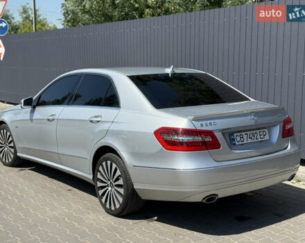 Серый Мерседес Е-Класс, объемом двигателя 2.99 л и пробегом 283 тыс. км за 13500 $, фото 6 на Automoto.ua