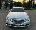 Сірий Мерседес Е-Клас, об'ємом двигуна 2.2 л та пробігом 330 тис. км за 10800 $, фото 13 на Automoto.ua