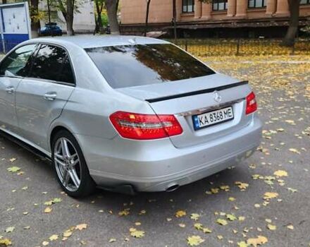 Сірий Мерседес Е-Клас, об'ємом двигуна 1.8 л та пробігом 260 тис. км за 12200 $, фото 4 на Automoto.ua