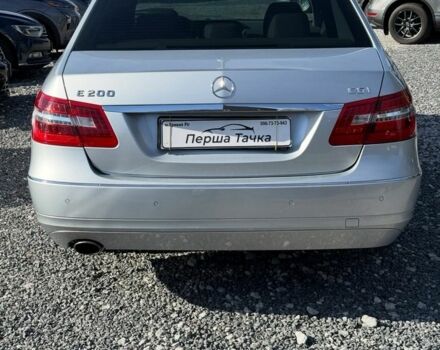Серый Мерседес Е-Класс, объемом двигателя 1.8 л и пробегом 211 тыс. км за 12000 $, фото 5 на Automoto.ua