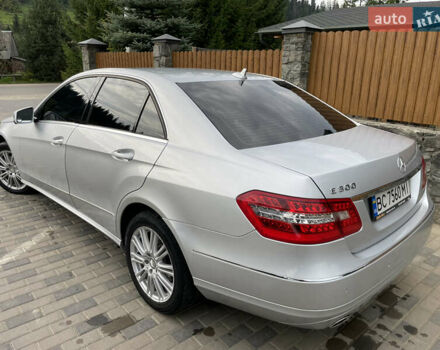 Сірий Мерседес Е-Клас, об'ємом двигуна 3 л та пробігом 145 тис. км за 12699 $, фото 9 на Automoto.ua