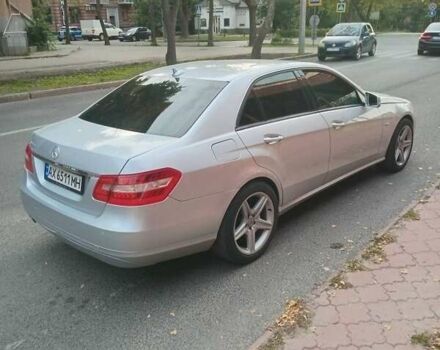 Серый Мерседес Е-Класс, объемом двигателя 1.8 л и пробегом 400 тыс. км за 9536 $, фото 1 на Automoto.ua