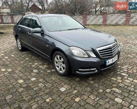 Сірий Мерседес Е-Клас, об'ємом двигуна 2.14 л та пробігом 357 тис. км за 6999 $, фото 1 на Automoto.ua