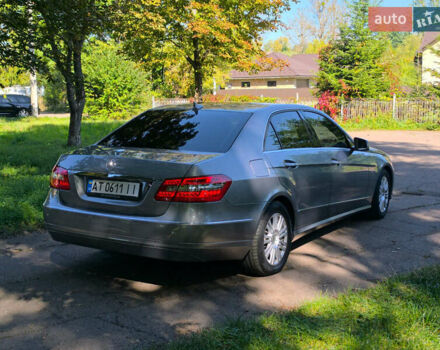 Серый Мерседес Е-Класс, объемом двигателя 2.14 л и пробегом 240 тыс. км за 13500 $, фото 6 на Automoto.ua