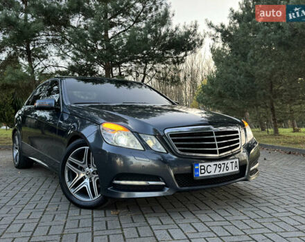 Серый Мерседес Е-Класс, объемом двигателя 2.2 л и пробегом 232 тыс. км за 16300 $, фото 22 на Automoto.ua