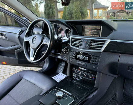 Серый Мерседес Е-Класс, объемом двигателя 2.2 л и пробегом 232 тыс. км за 16300 $, фото 85 на Automoto.ua