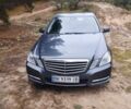 Серый Мерседес Е-Класс, объемом двигателя 2.2 л и пробегом 320 тыс. км за 12700 $, фото 1 на Automoto.ua
