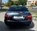 Серый Мерседес Е-Класс, объемом двигателя 2.1 л и пробегом 218 тыс. км за 12500 $, фото 5 на Automoto.ua