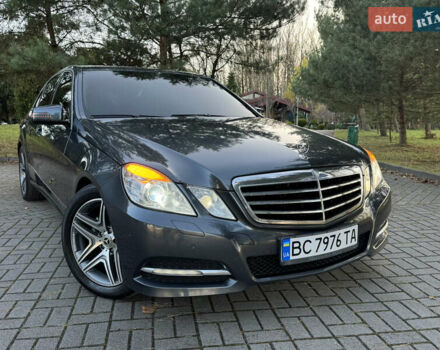 Серый Мерседес Е-Класс, объемом двигателя 2.2 л и пробегом 232 тыс. км за 16300 $, фото 25 на Automoto.ua
