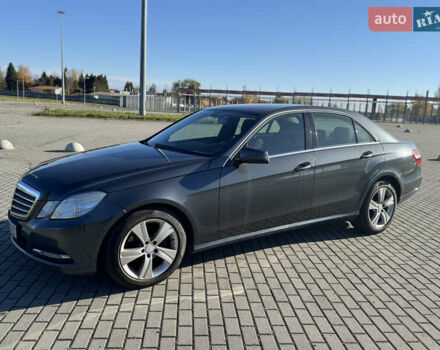Мерседес Е-Клас 2012 у Львові на Automoto.ua Сірий Мерседес Е-Клас, об'ємом двигуна 2.14 л та пробігом 275 тис. км за 13500 $, фото 3 на Automoto.ua