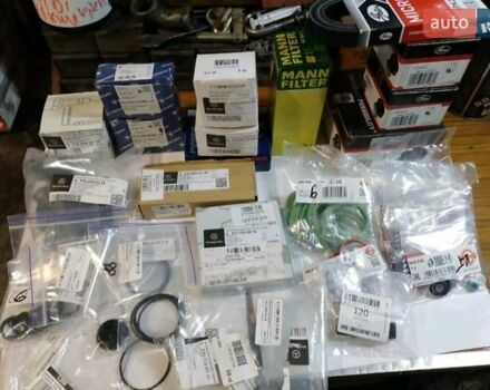 Серый Мерседес Е-Класс, объемом двигателя 3.5 л и пробегом 224 тыс. км за 14500 $, фото 3 на Automoto.ua