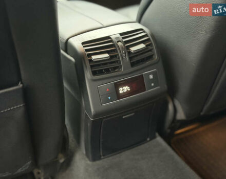 Серый Мерседес Е-Класс, объемом двигателя 2.2 л и пробегом 291 тыс. км за 11800 $, фото 21 на Automoto.ua