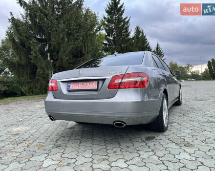 Сірий Мерседес Е-Клас, об'ємом двигуна 3 л та пробігом 187 тис. км за 14000 $, фото 6 на Automoto.ua