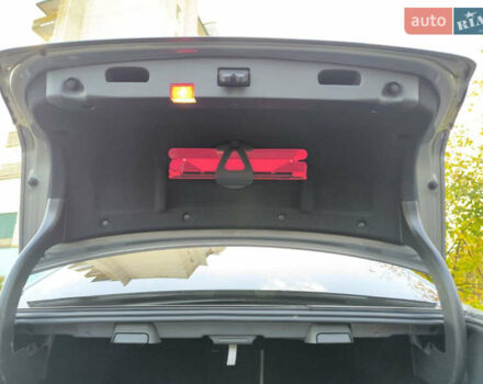 Серый Мерседес Е-Класс, объемом двигателя 2.14 л и пробегом 240 тыс. км за 13500 $, фото 28 на Automoto.ua