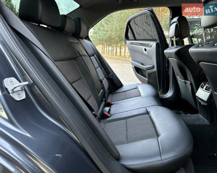 Серый Мерседес Е-Класс, объемом двигателя 2.2 л и пробегом 232 тыс. км за 16300 $, фото 96 на Automoto.ua