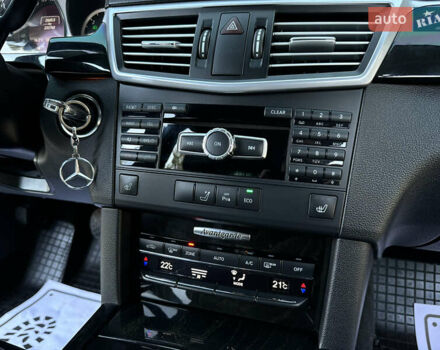 Серый Мерседес Е-Класс, объемом двигателя 2.2 л и пробегом 232 тыс. км за 16300 $, фото 87 на Automoto.ua