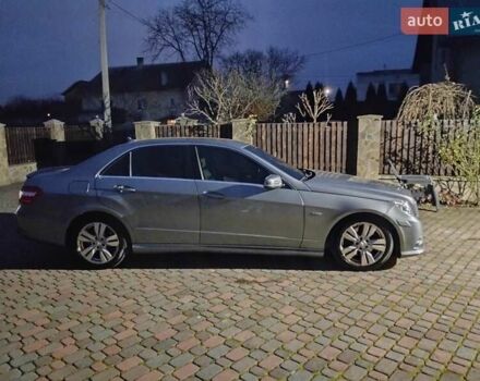 Серый Мерседес Е-Класс, объемом двигателя 2.99 л и пробегом 229 тыс. км за 16000 $, фото 4 на Automoto.ua