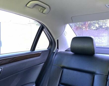 Серый Мерседес Е-Класс, объемом двигателя 2.2 л и пробегом 283 тыс. км за 14750 $, фото 38 на Automoto.ua