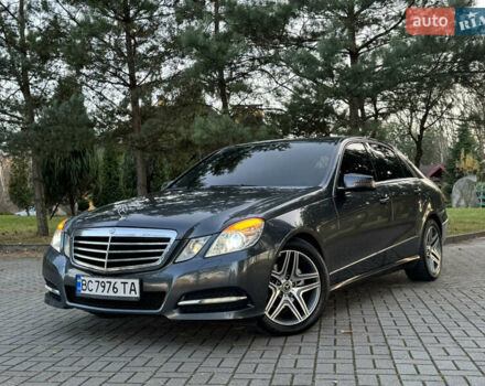 Серый Мерседес Е-Класс, объемом двигателя 2.2 л и пробегом 232 тыс. км за 16300 $, фото 2 на Automoto.ua