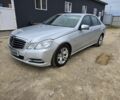 Мерседес Е-Клас 2012 у Львові на Automoto.ua Сірий Мерседес Е-Клас, об'ємом двигуна 2.2 л та пробігом 200 тис. км за 5200 $, фото 1 на Automoto.ua