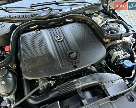 Серый Мерседес Е-Класс, объемом двигателя 2.2 л и пробегом 232 тыс. км за 16300 $, фото 112 на Automoto.ua