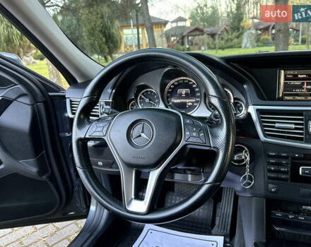 Серый Мерседес Е-Класс, объемом двигателя 2.2 л и пробегом 232 тыс. км за 16300 $, фото 67 на Automoto.ua