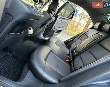 Серый Мерседес Е-Класс, объемом двигателя 2.2 л и пробегом 232 тыс. км за 16300 $, фото 105 на Automoto.ua