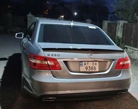 Серый Мерседес Е-Класс, объемом двигателя 2.99 л и пробегом 229 тыс. км за 16000 $, фото 1 на Automoto.ua