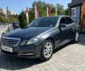 Серый Мерседес Е-Класс, объемом двигателя 2.1 л и пробегом 218 тыс. км за 12500 $, фото 2 на Automoto.ua