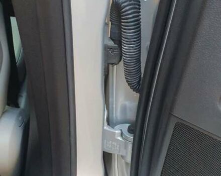 Серый Мерседес Е-Класс, объемом двигателя 3.5 л и пробегом 224 тыс. км за 14500 $, фото 24 на Automoto.ua