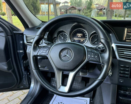 Серый Мерседес Е-Класс, объемом двигателя 2.2 л и пробегом 232 тыс. км за 16300 $, фото 69 на Automoto.ua