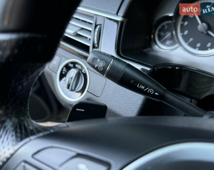 Серый Мерседес Е-Класс, объемом двигателя 2.2 л и пробегом 232 тыс. км за 16300 $, фото 73 на Automoto.ua