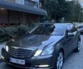 Сірий Мерседес Е-Клас, об'ємом двигуна 2.1 л та пробігом 290 тис. км за 12539 $, фото 1 на Automoto.ua