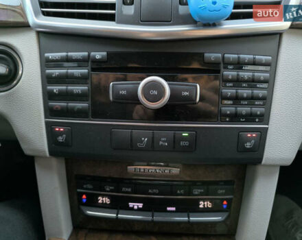 Серый Мерседес Е-Класс, объемом двигателя 2.14 л и пробегом 240 тыс. км за 13500 $, фото 24 на Automoto.ua